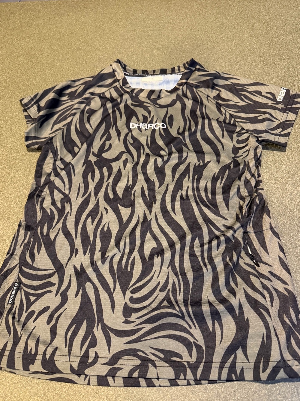 DHaRCO Zebra-Pattern Short Sleeve Jersey in Black & Olive